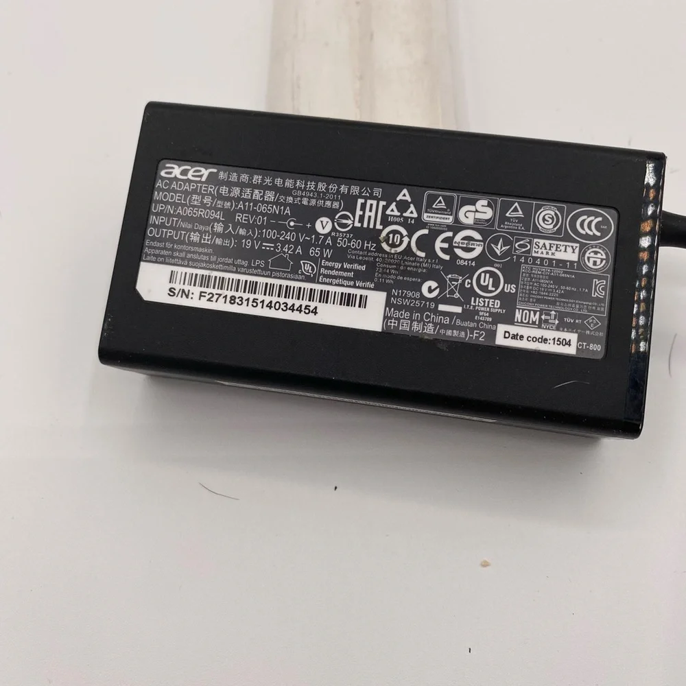 (1) ACER A11-065N1A 19V 3.42A 65W Genuine Original AC Power Adapter Charger EUC